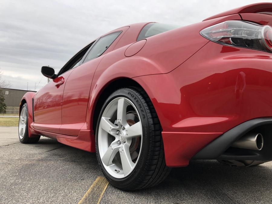 Детали экстерьера Mazda RX-8 2005 года  (фото 51 из 197)